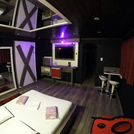 Motel Scorpios ลาเจส ภายนอก รูปภาพ